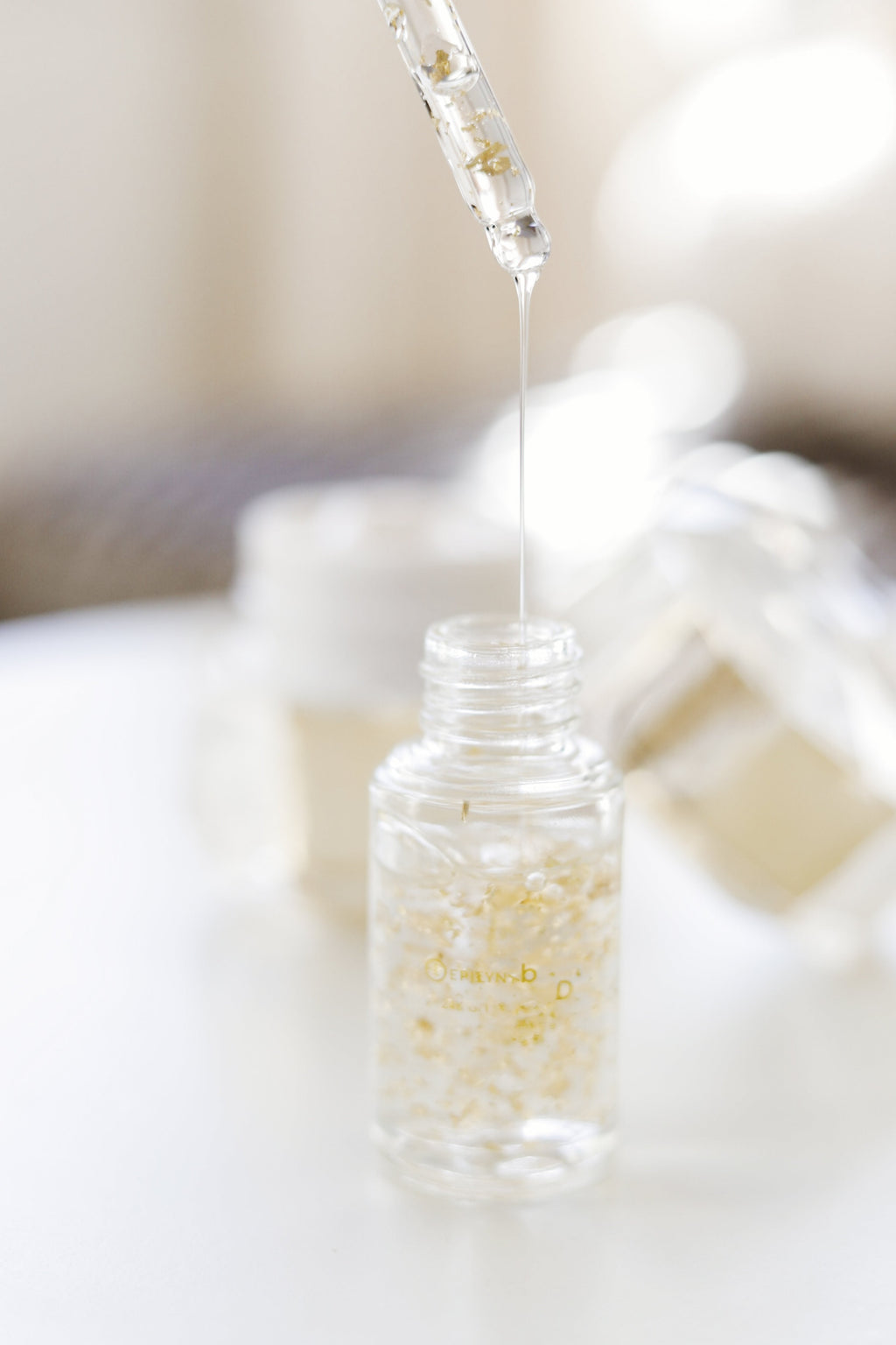 24K Gold Radiance Concentrate Serum – Vegan, Gluten-Free Hydrating & Illuminating Formula