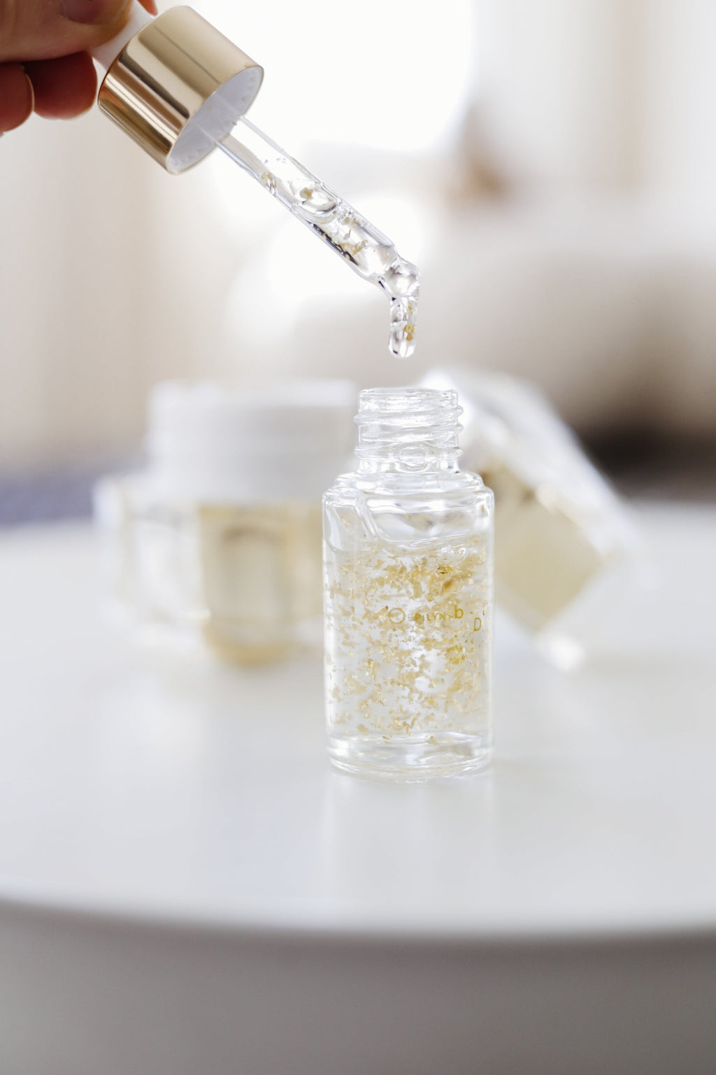 24K Gold Radiance Concentrate Serum – Vegan, Gluten-Free Hydrating & Illuminating Formula