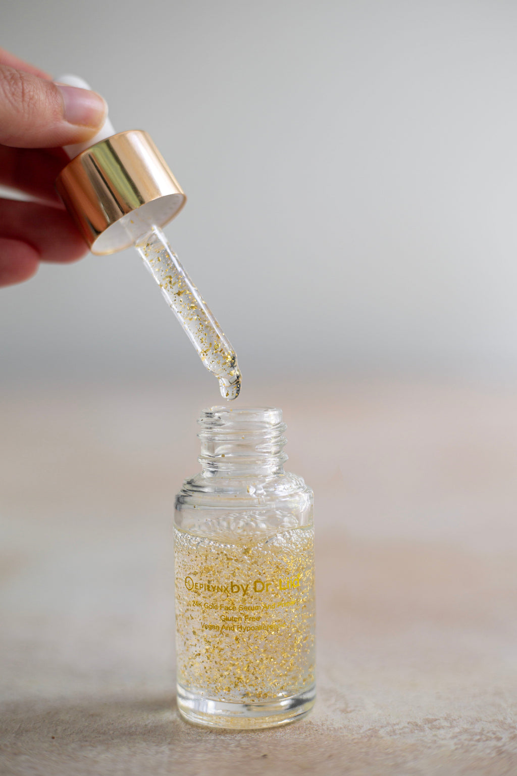 24K Gold Radiance Concentrate Serum – Vegan, Gluten-Free Hydrating & Illuminating Formula